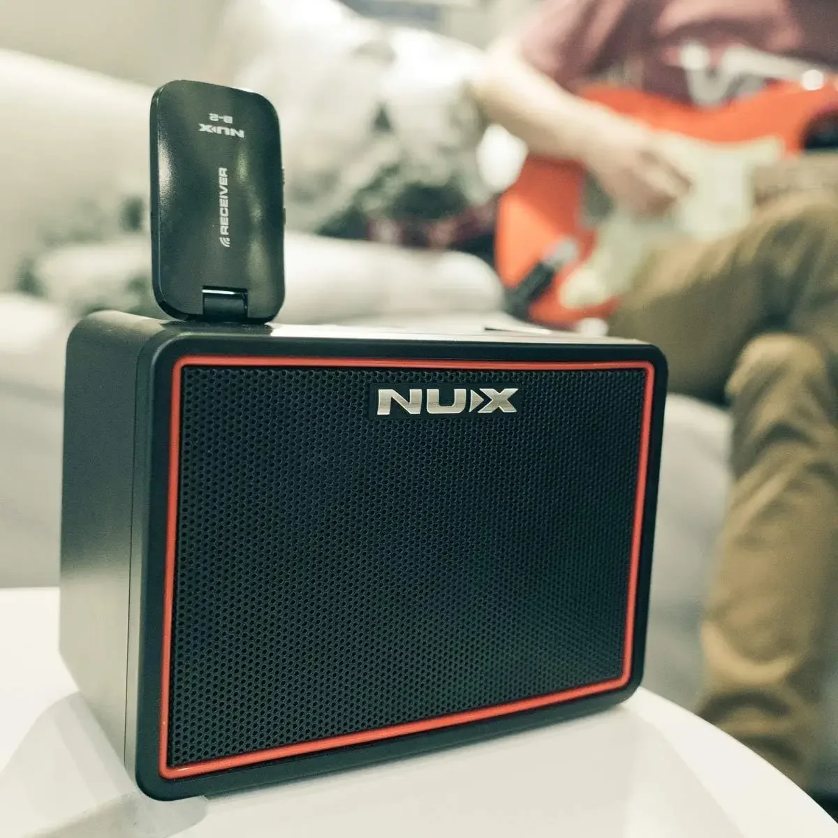 NUX Mighty Lite BT MKII Guitar Amp Entry Level amplifier for electric guitar 3W Desktop  with TSAC-HD Modeling  Bluetooth