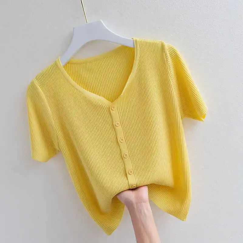 

Тонкая шелковая трикотажная футболка с коротким рукавом и V-образным вырезом, свободного кроя, женская, летняя, новинка 2026 года, легкий открытый кардиган-топ