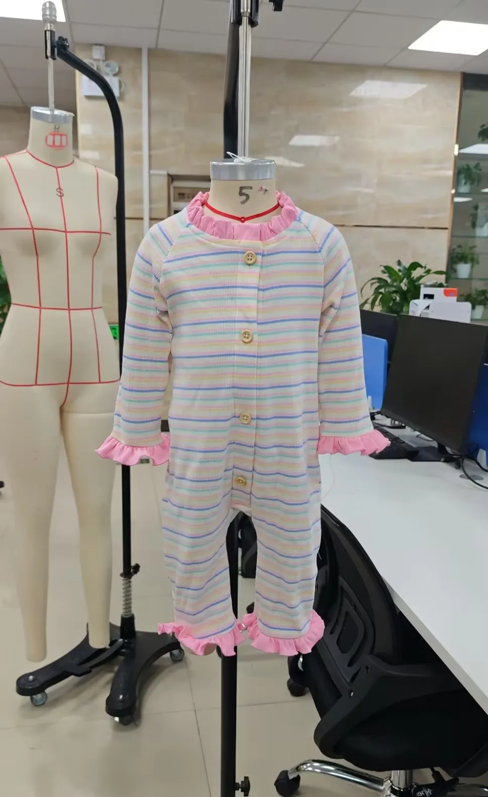 2026 Early Autumn Toddler Baby Girls Ribbed Knit Romper Fashion Ruffle Striped Fall Long Sleeve Jumpsuits