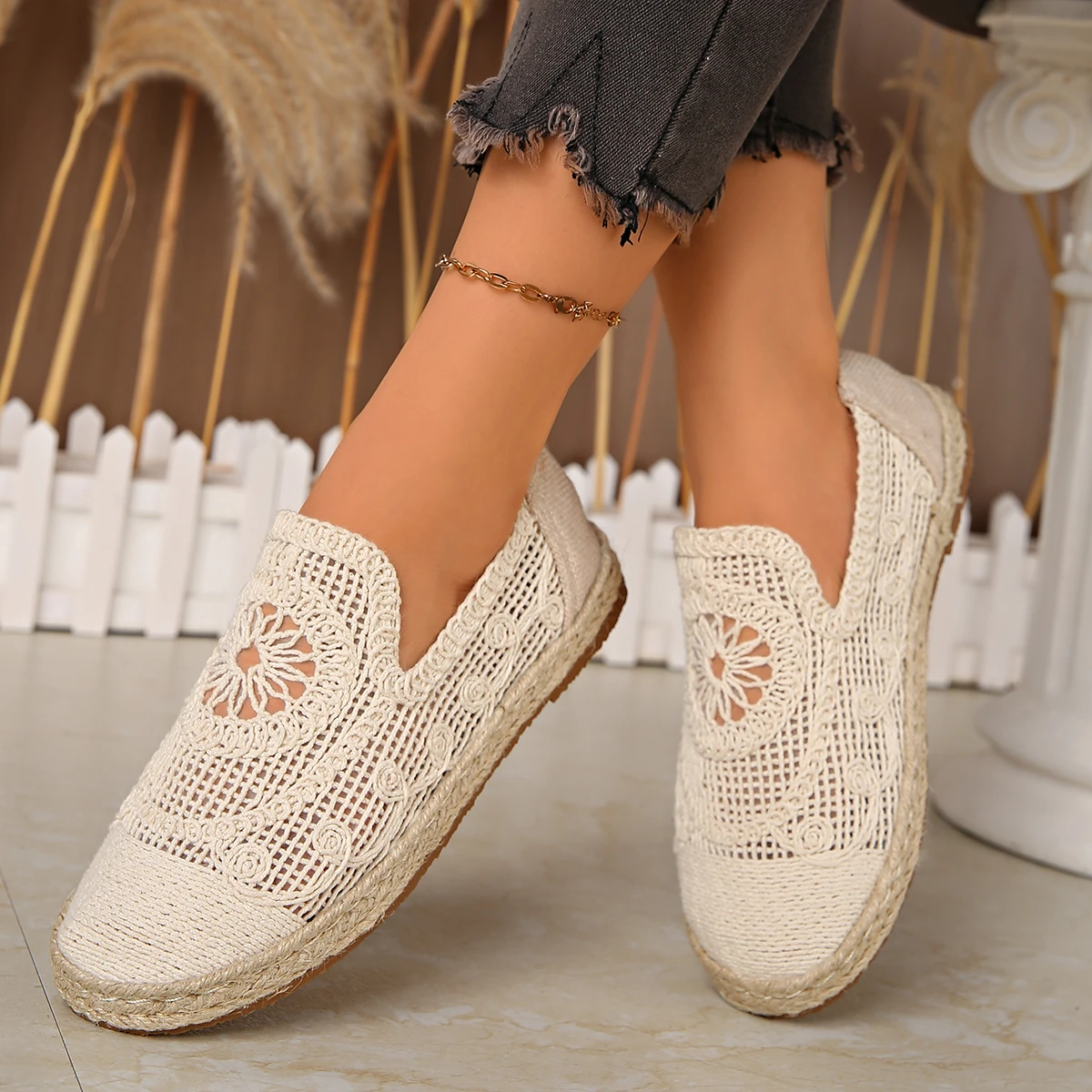 

Brand Design Crochet Lace Espaddrilles Women Elegant Flat Linen Net Loafers Ladies Summer Breathable Fisherman Moccasins Shoes