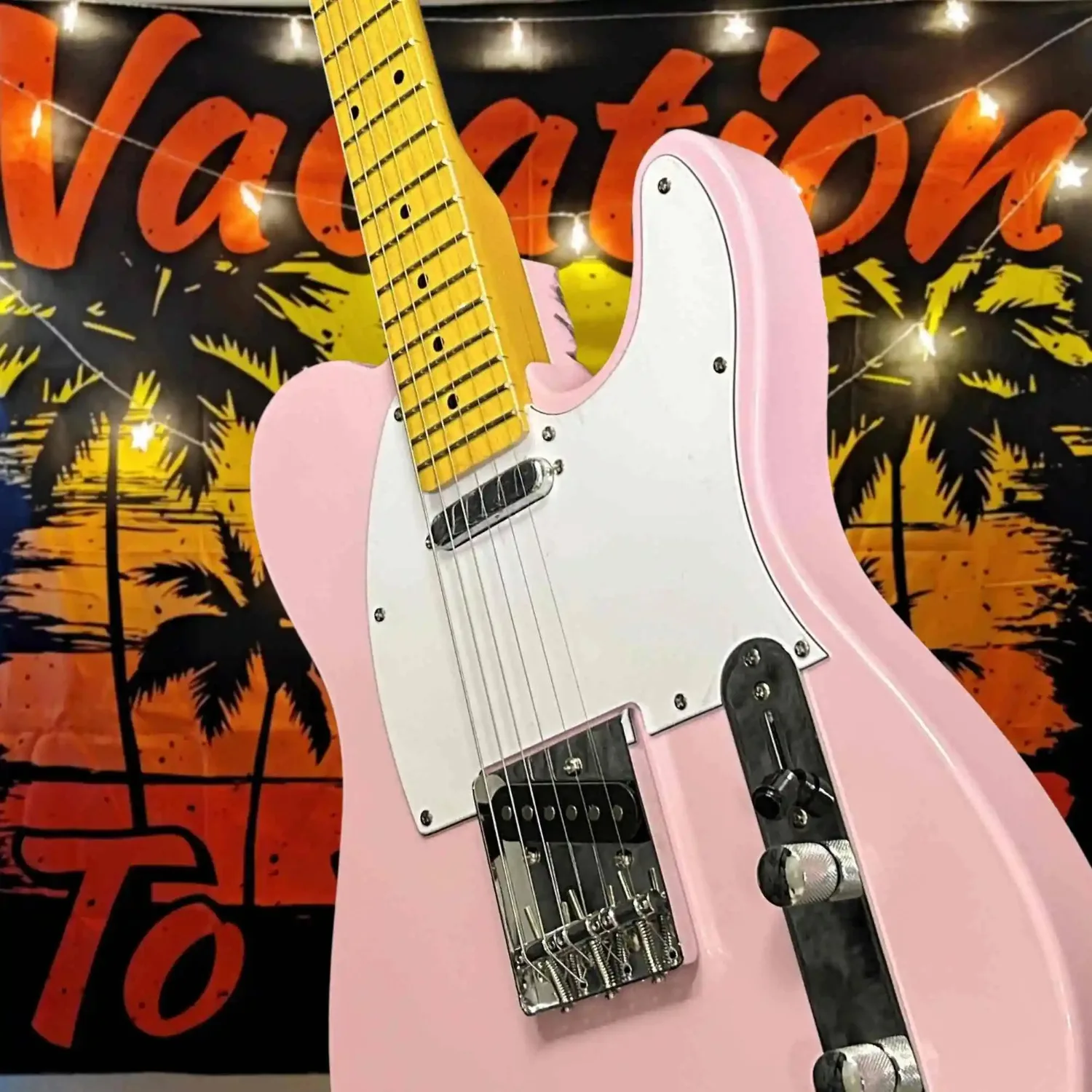 Guitar Shell Powder Peach Blossom Heart Xylophone Body S Pickup Rosewood Fingerboard Fixed Bridge Beginner guitar