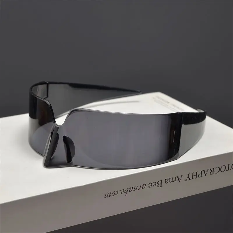 Cyberpunk Future Technology Integrated Frameless Sunglasses for Men's and Women's Dances Jumping Di Chickbeak Sunglasses image 4