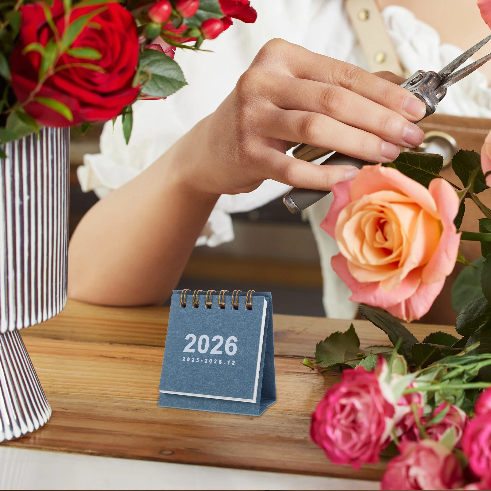 

Mini Desk Calendar 2026 Small Desktop Tear Off Daily Planner For Home Office School Task Tracking Minimalist Decor Block