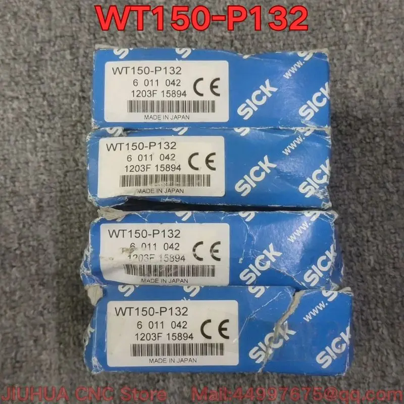 New WT150-P132 photoelectric sensor