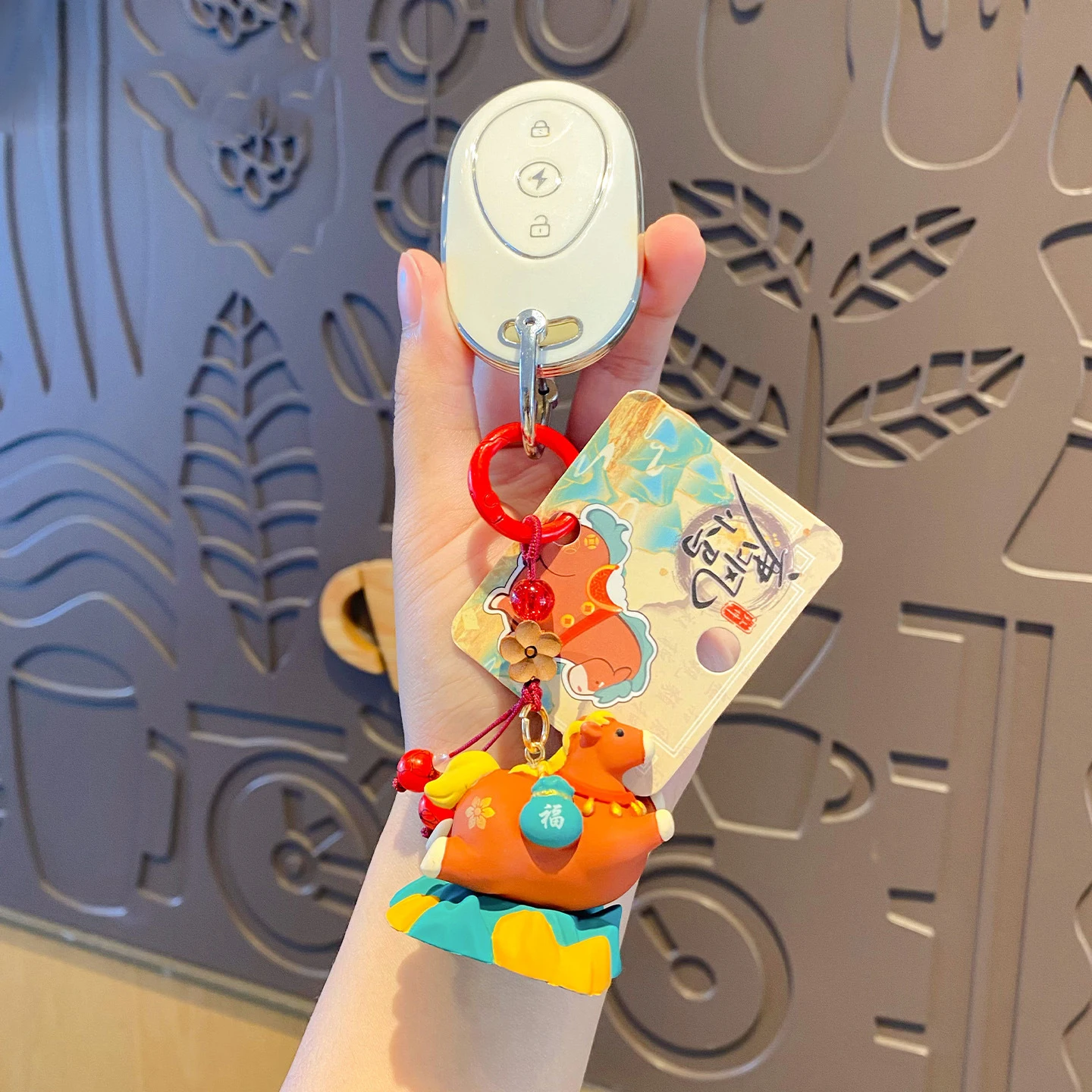 لطيف سلالة تانغ نمط السمين المهر دمية المفاتيح الصين شيك التنين الحصان زهر الكمثرى الزنجفر روبي الأزرق حجر مطرز المفاتيح
