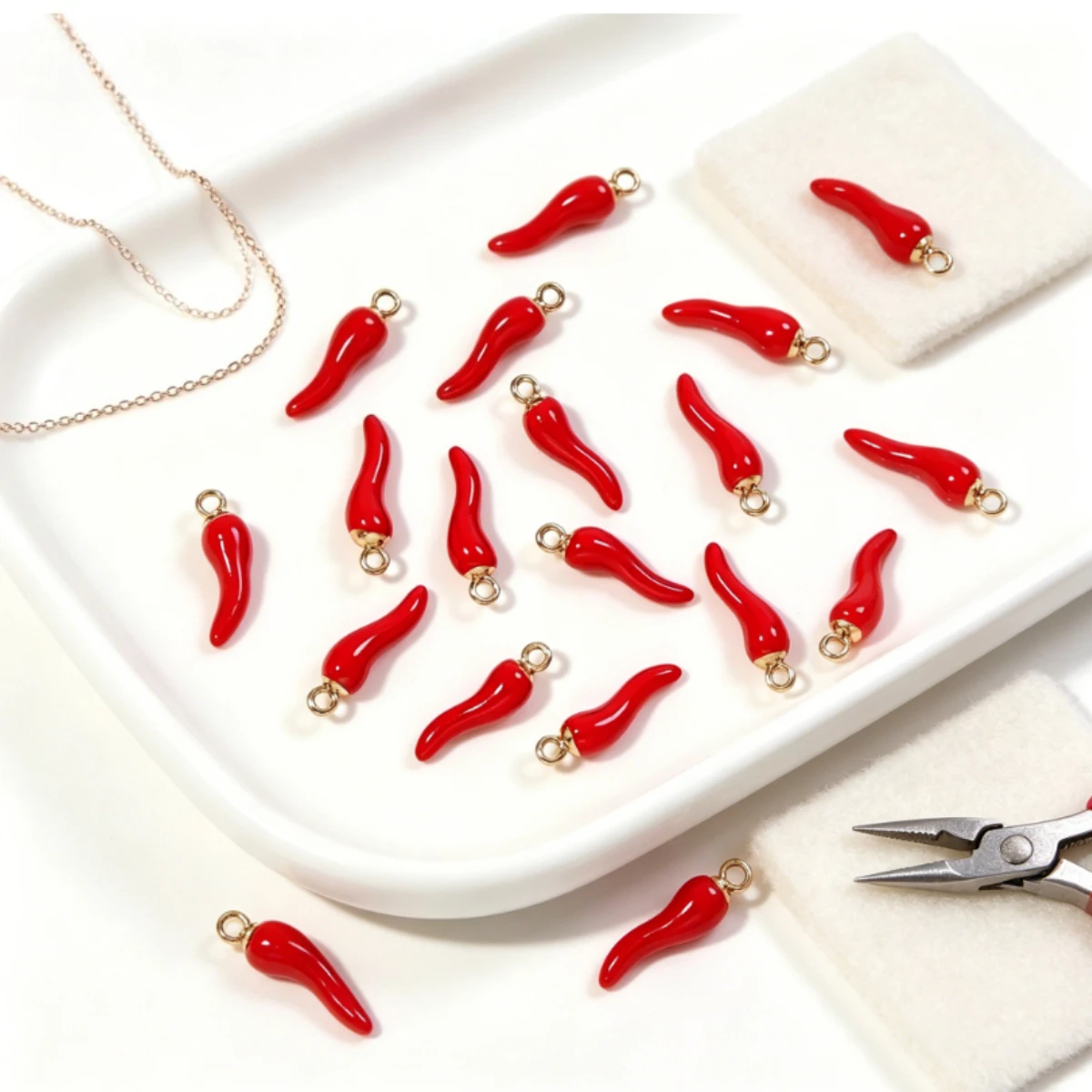 10Pcs Hot Red Pepper Enamel Charms Gold Plated Edge Mini Chili Dangle Pendant For Food Lover Bracelet Earring Making Supply