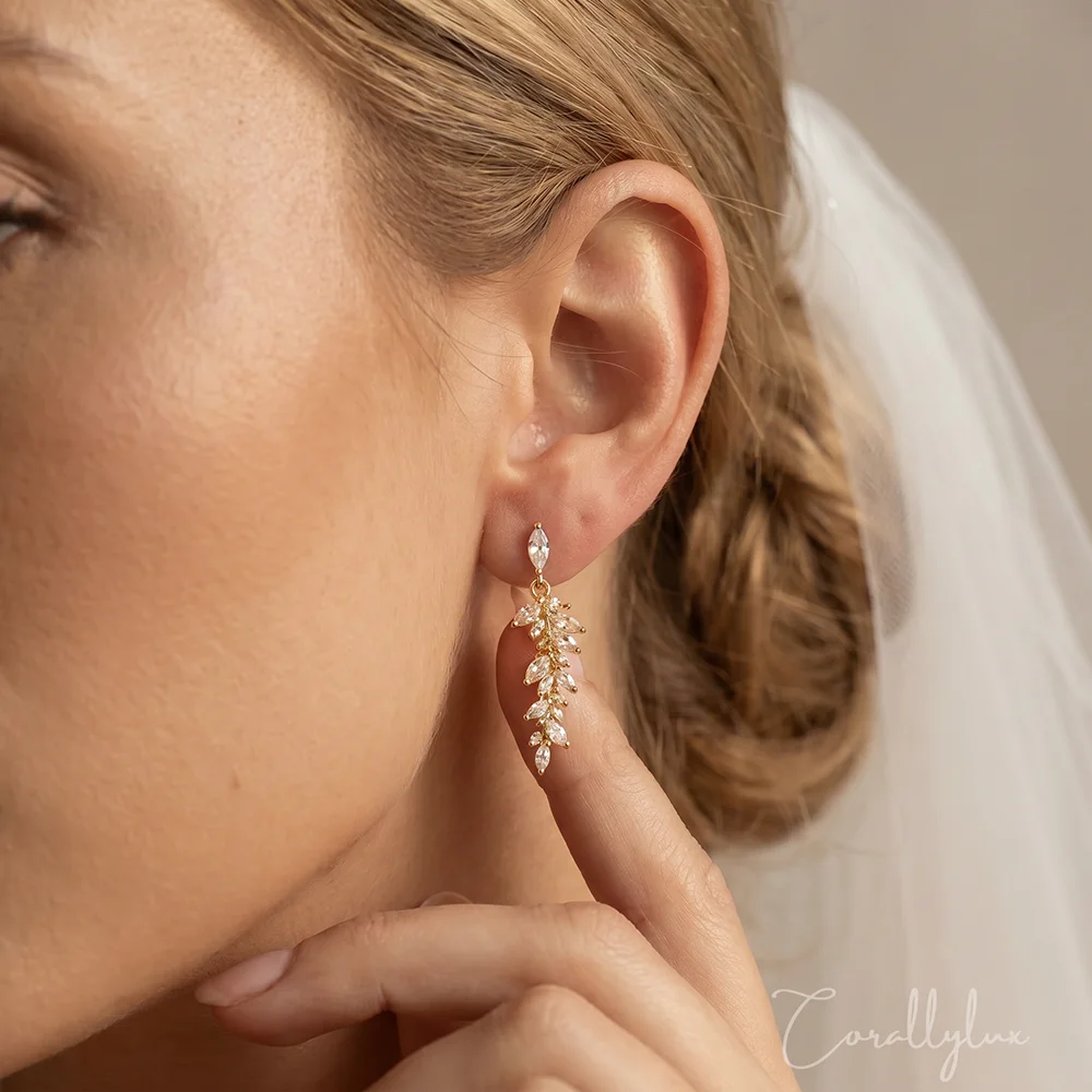 Unique Aesthetic Leaf‑Shaped Cubic Zirconia Flower Drop Earrings for Women, 14K Gold Plated, Trendy Fine Jewelry for Wedding Party Birthday Holiday Gift Accessories