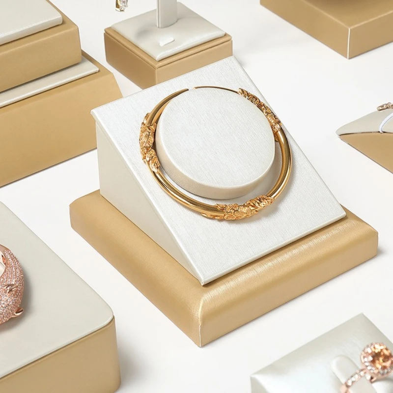 

Бежевая подставка для ювелирных изделий из искусственной кожи, для демонстрации нефрита и жадеита, креативные украшения для витрин, подставка для колец и кулонов