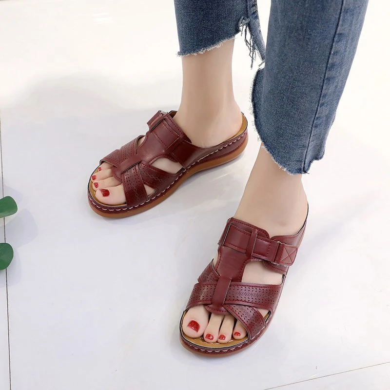 Wig Slippers Vrouwen Zachte Bodem Strand Glijbanen Vrouw Zomer Slip Op Sandalen Platform Slippers Sandalias