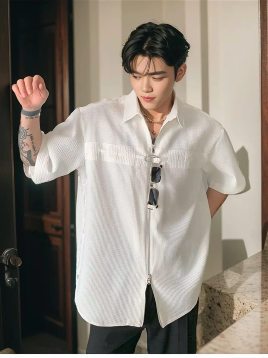 

Новая летняя мужская рубашка с коротким рукавом и металлической молнией, корейский дизайн, высокое качество, молодежная мода, полиэстер, Нью-Йорк