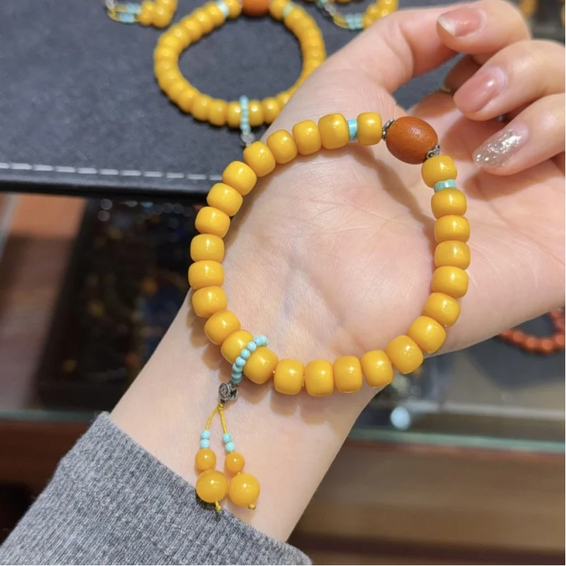 Natural Chicken Fat Yellow -style Single Circle Bracelet Full Honey Beeswax Dense Texture Paired with Old Wax
