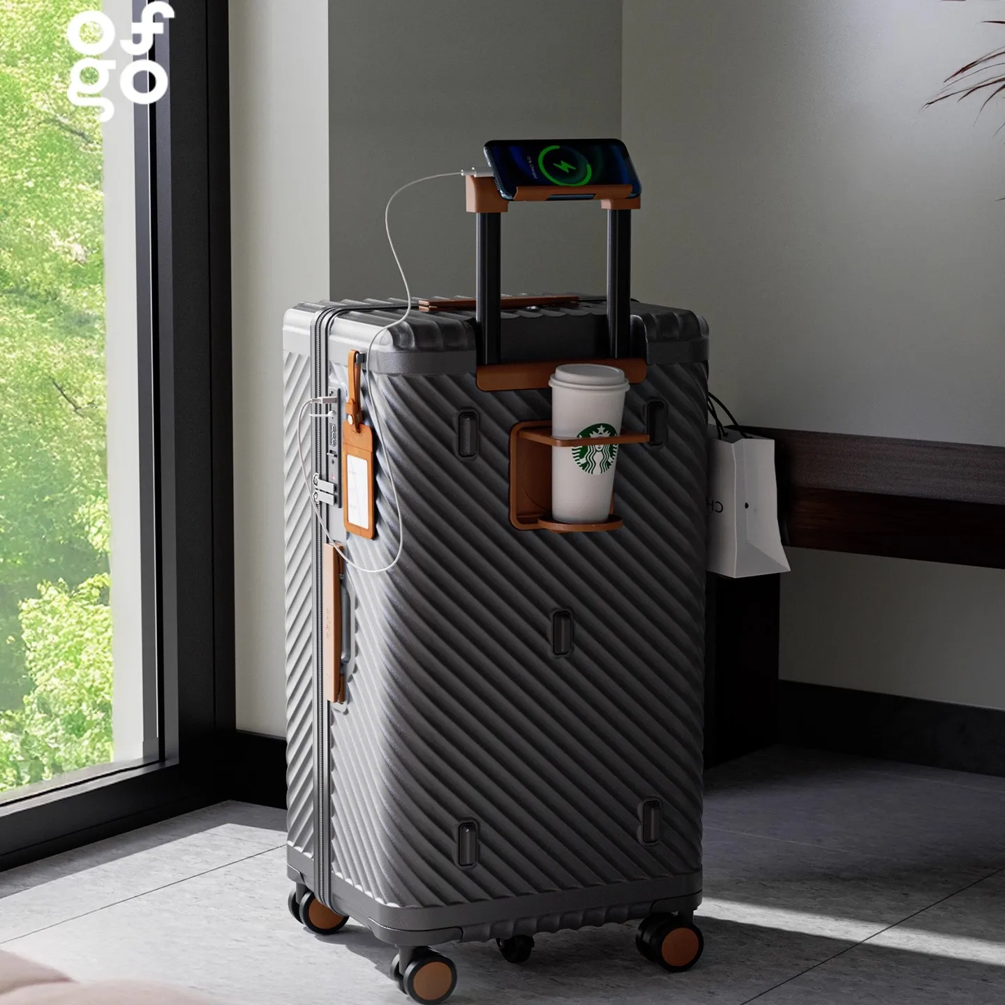 Waterproof PC Suitcase 20 24 26 28 30 Inches with Cup Holder Large Capacity Spinner TSA Travel Trolley Case with Lock for Travel