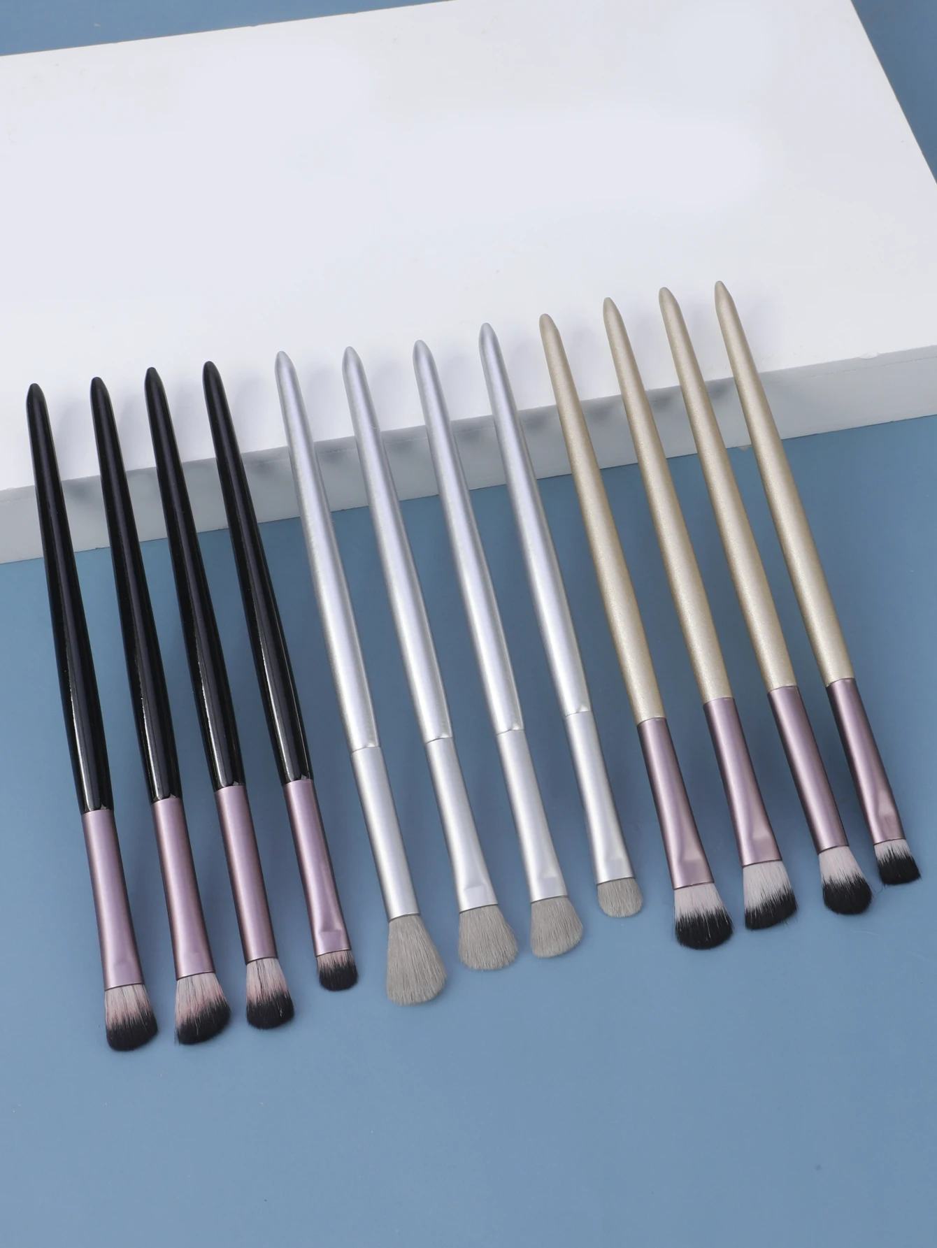 4 Uds pincel delineador de ojos pintura fina párpado de gusano de seda tumbado hasta vala lacrimal pincel para detalles de ojos especial para maquillaje