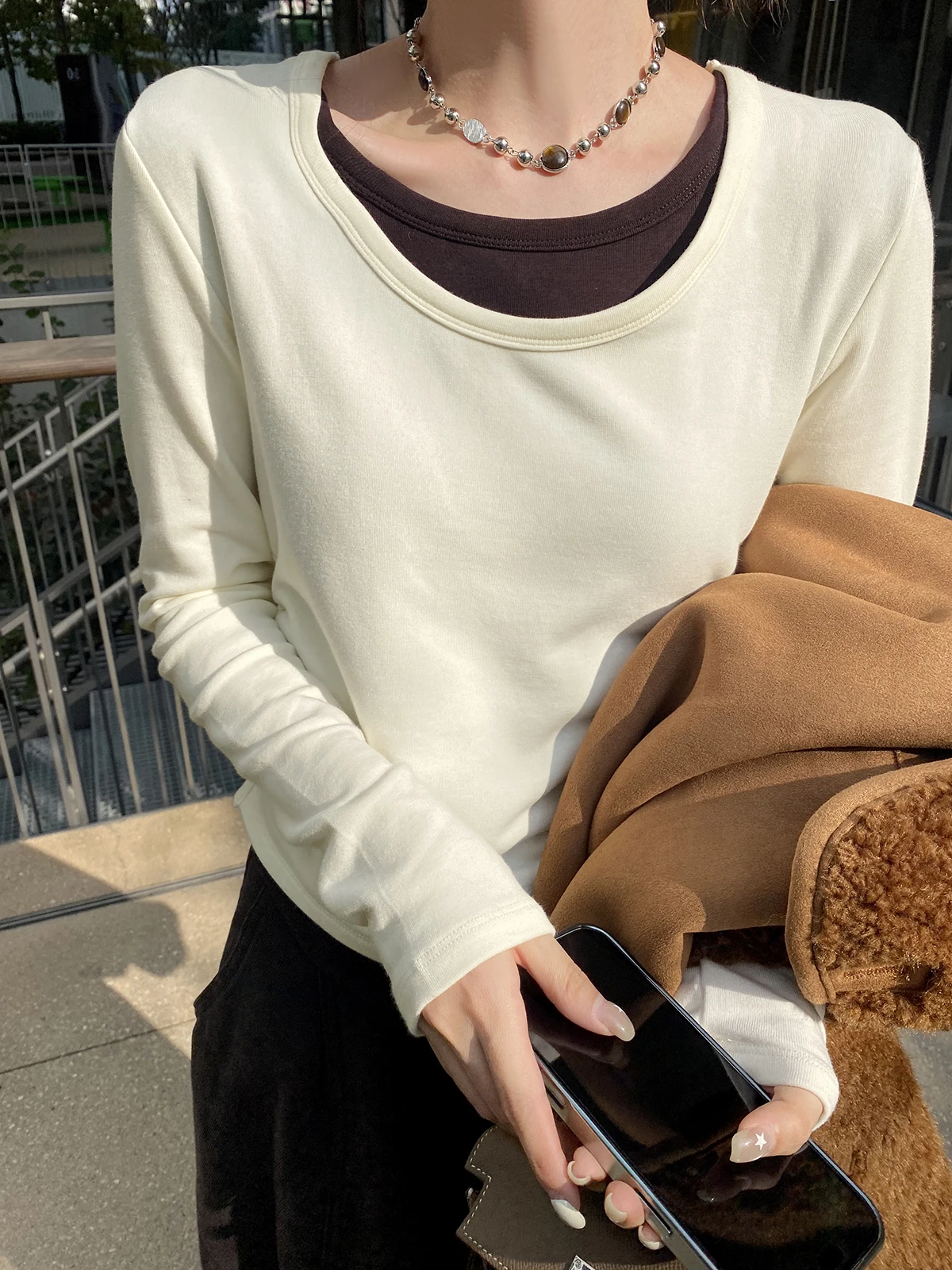 

FEELROOM Осенне-зимняя утепленная футболка с длинным рукавом, имитация двухслойности, приталенный крой, дизайн с завышенной талией, корейская версия для повседневной носки