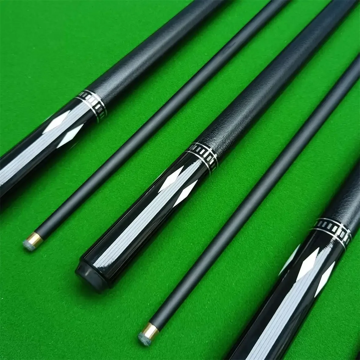 Black Technology Billiard Cue Small Head Chinese Eight-ball Cue Entry-level Billiard Cue American Nine-ball Middle Head