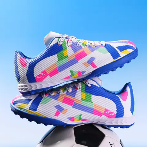 Chaussures de Football pour hommes TF/FG professionnel rapide en plein air anti-dérapant bottes de Football de terrain de haute qualité crampons de Football professionnels pour hommes