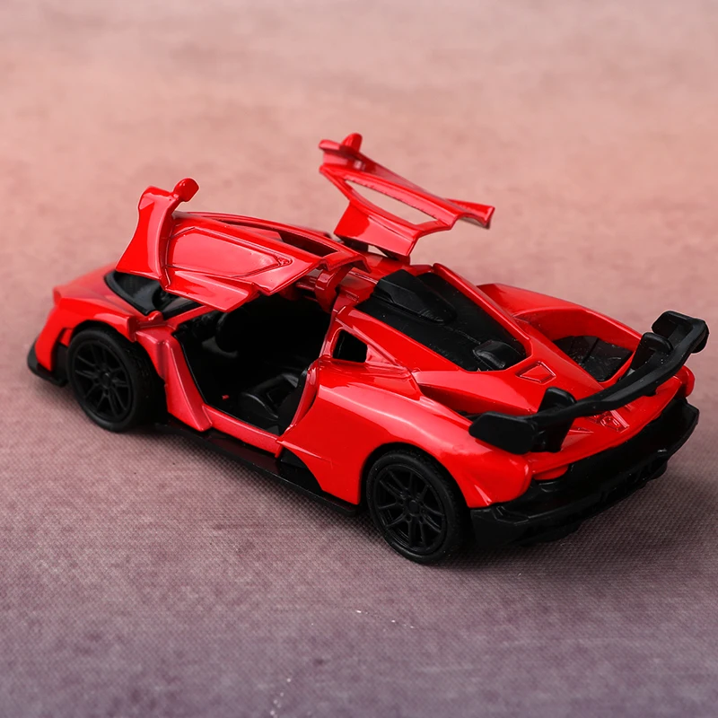 Coche de juguete todoterreno extraíble de aleación para niños, vehículo modelo deportivo a prueba de golpes de 2 puertas, juego de regalo de exhibición duradero