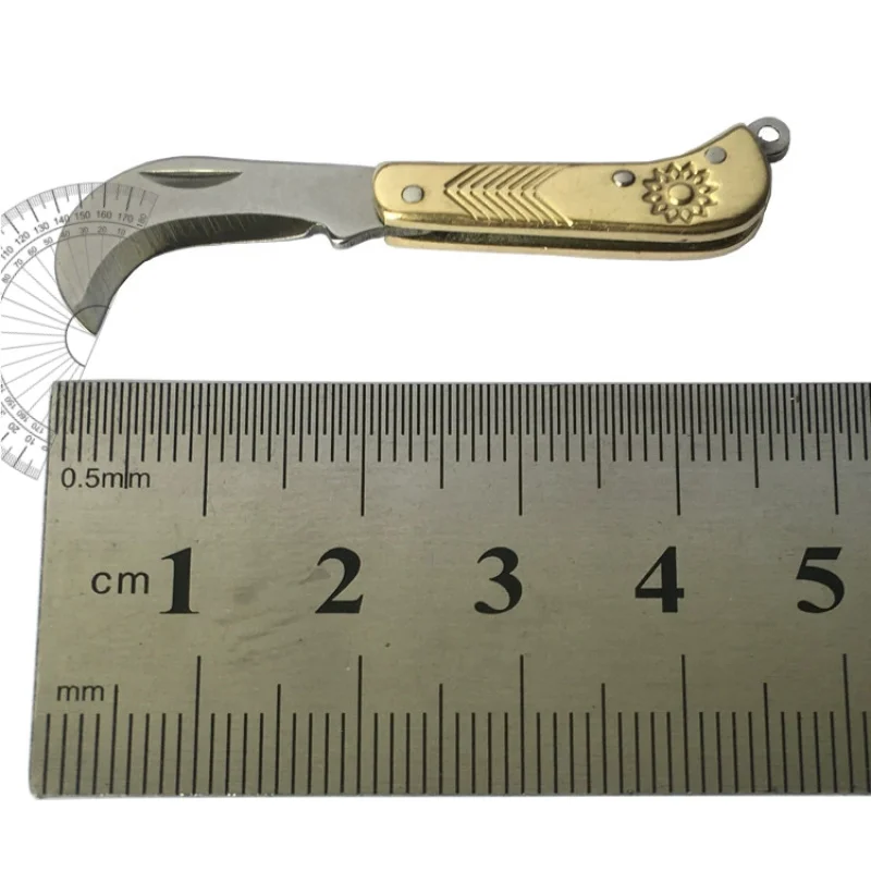 

Exquisite Mini Multi-Function Folding Express Box Carrying Folding Knife