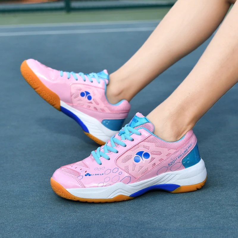 

Pink Gold Women Badminton Sport Trainers Anti-slippery Men Professional Volleyball Shoes Lightweight Couples Tennis Shoes 26151