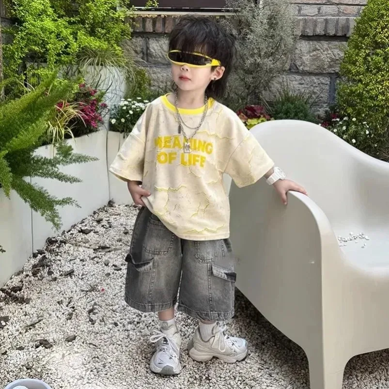 子供の半袖 Tシャツ + ブラックグレーデニム 5 クォーターパンツショーツ 2 個セット男の子新しいハンサム子供服