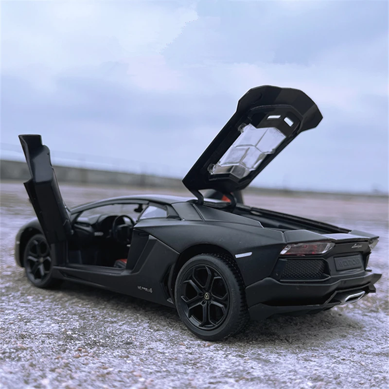 1:24 Aventador Alloy Sports Car Model Diecast Metal Toy Racing Car Vehicles Model High Simulation Collection Childrens Toys Gift