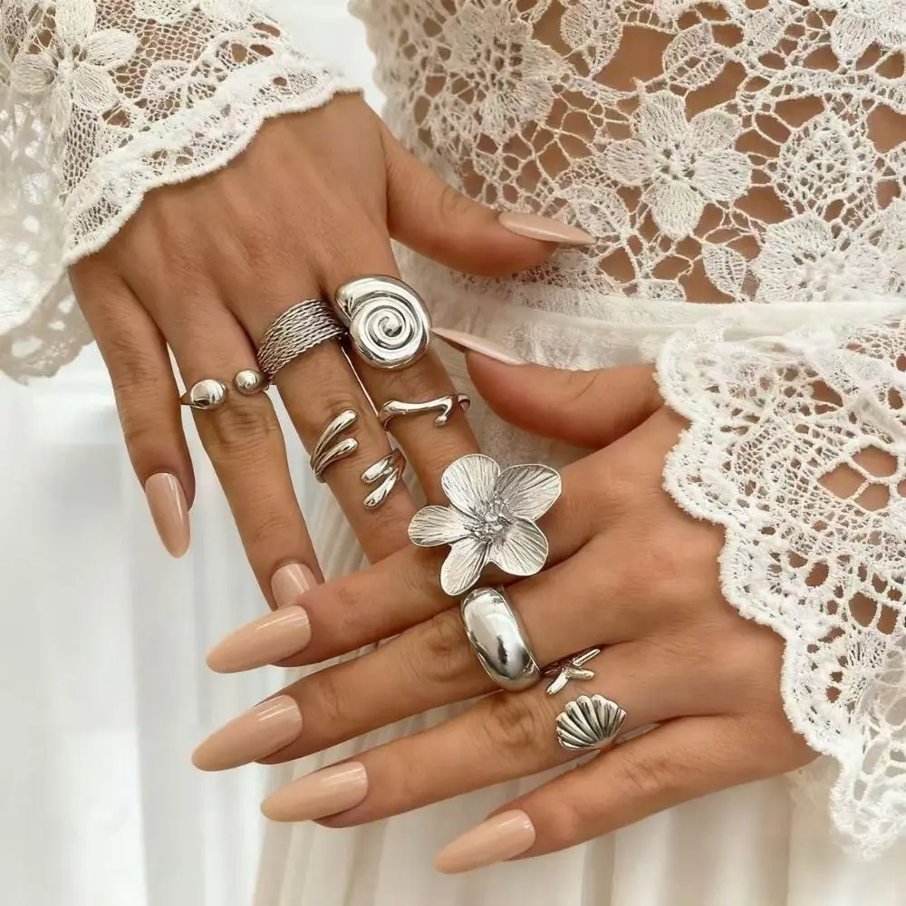 High Quality Fashion Gold Tone Boho Open Rings Aesthetic Adjustable Open Joint Ring Stackable Petal Flower Ring Women Jewelry