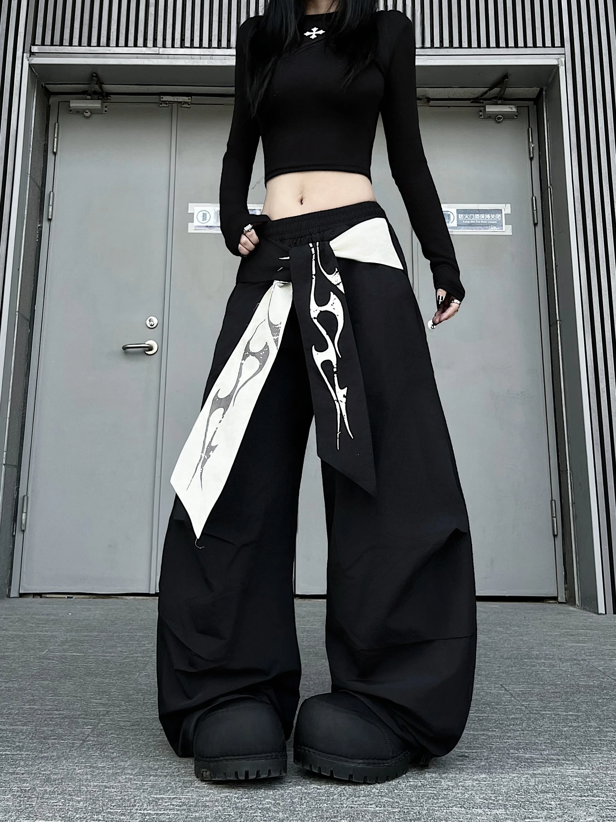 

American Sle Casual Pants Flame Print Loose Wide Leg Knife Folded Wear Casual Trousers for Men Comfortable Loose Fit