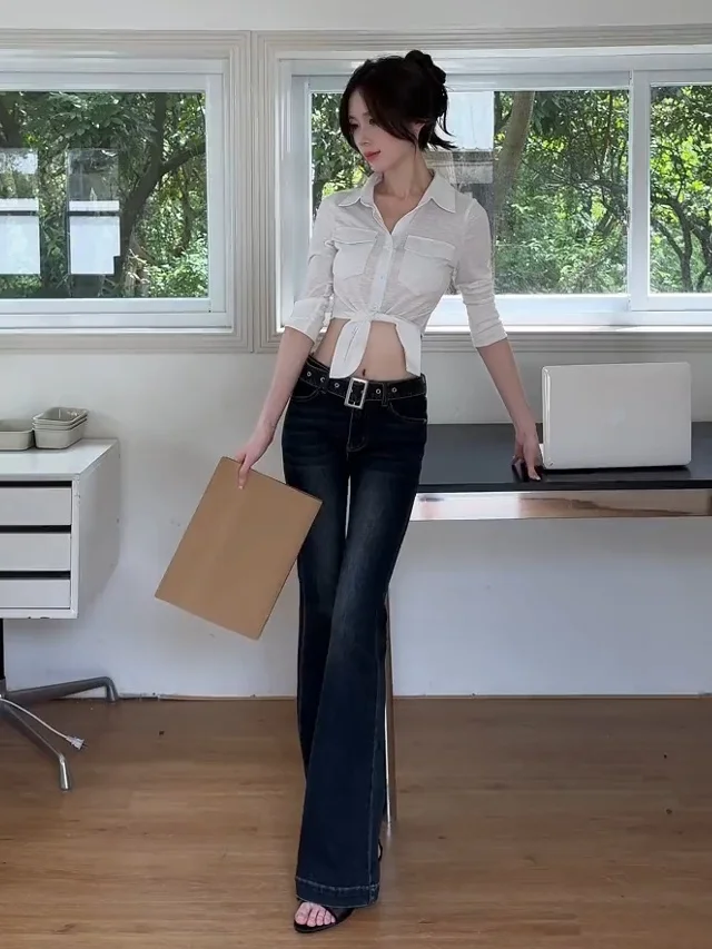 

2024 New American Retro Deep Blue Mid-Waist Flared Jeans Women Slimming Straight Leg e Tube Flared Pants Cotton Stretch D...