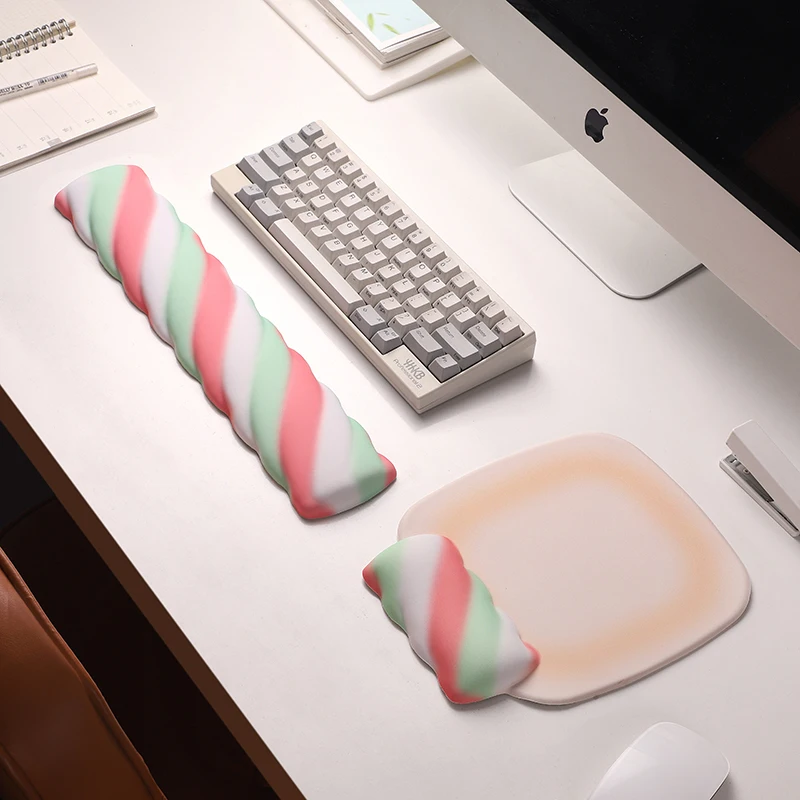 Wrist Rest Keyboard Cute Mouse Pad Set with Wrist Rest Ergonomic Wrist Pad Memory Foam Non-Slip Base Cute Gradient Wrist Rest