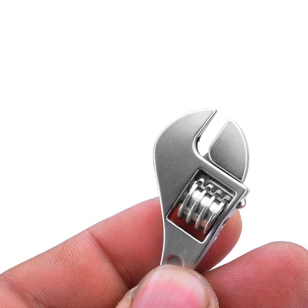 

Adjustable Wrench Keychain Spanner Metal Intermediate Nut Rotatable Decorative Practical Gift Idea H Tool Accessories