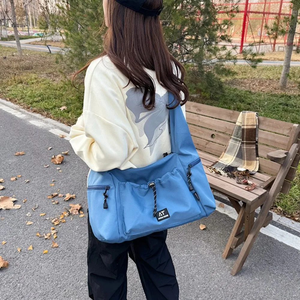 

Fashion Korean Style Nylon Shoulder Bag Casual Large Capacity Leisure Gym Bag Solid Color Waterproof Sports Crossbody Bag Unisex