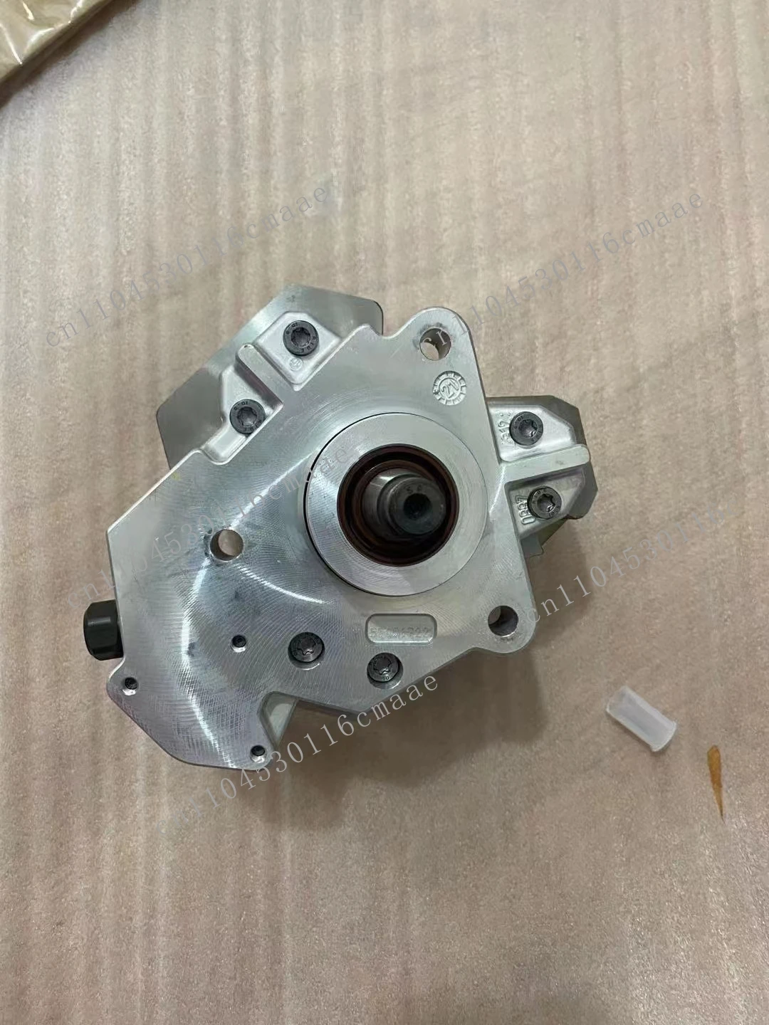0445010033 Fuel injection pump Common rail system Fuel pump 00-14 0445010033