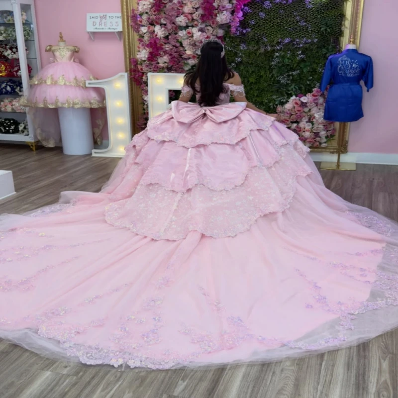 Pink Glitter Quinceanera Dresses Off Shoulder Ball Gown Sweet 16 Dress Applique Lace Beading Bow Tull Corset Birthday Vestidos