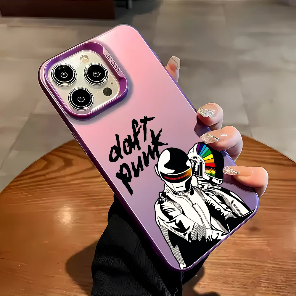 Música Daft Punk funda de teléfono para IPhone 16 15 14 Plus 13 12 11 Pro Max X Xs XR 8 7 cubierta dura plateada colorida mate