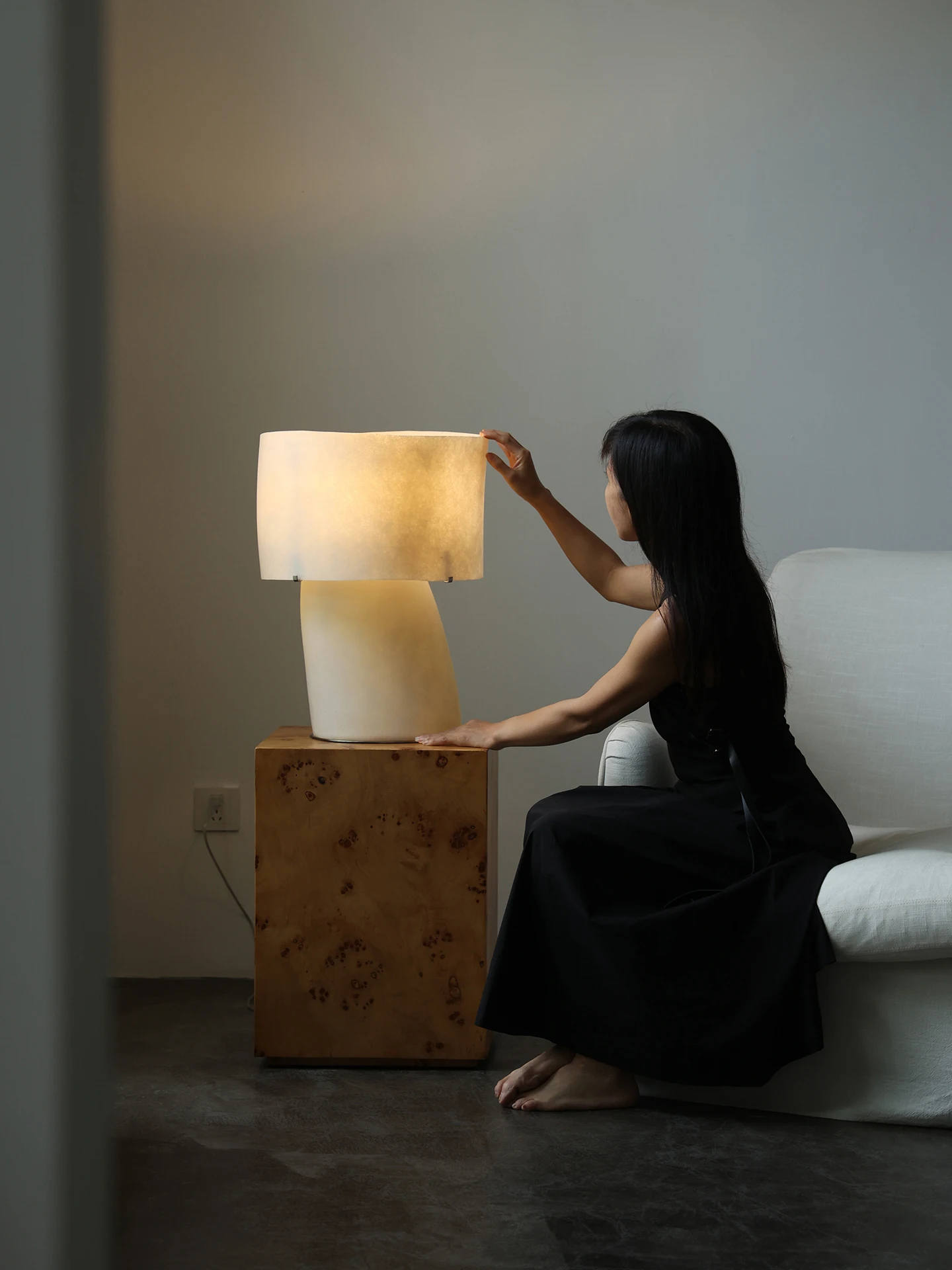 Wabi Sabi medieval style desk lamp bedroom headboard high-end semi transparent fiberglass light luxury atmosphere decoration