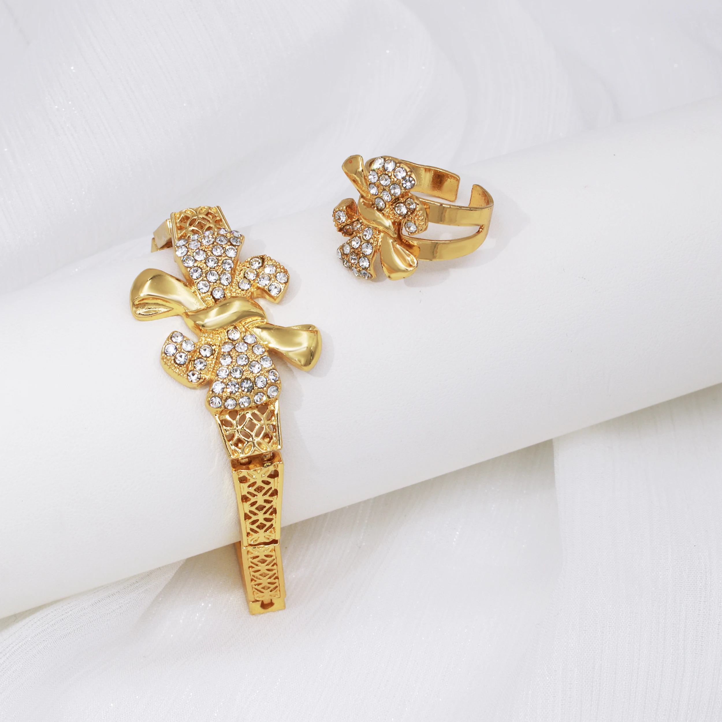 Thumbnail 3 - #18 Trending Statement Jewelry Sets Right Now