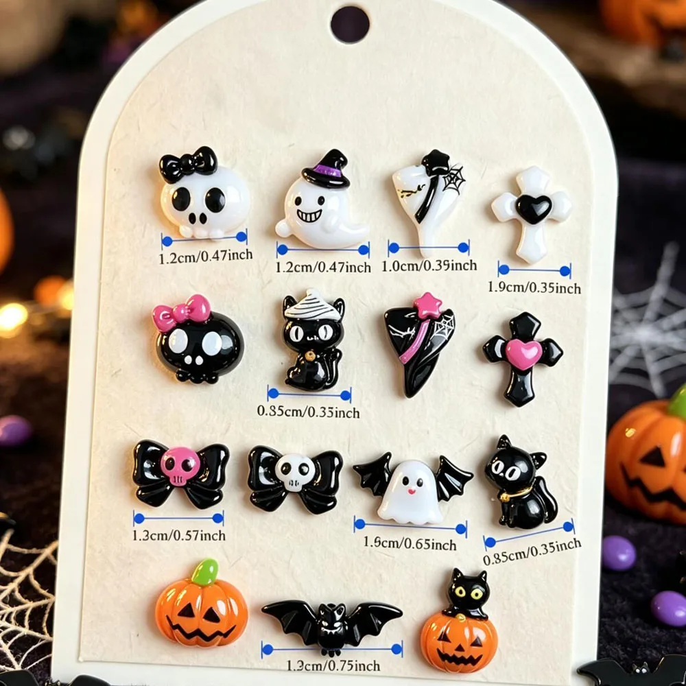 12er-Set 3D Schwarz-Weiß Halloween Nagel-Charms: Niedliche Totenkopf-/Geister-/Kreuz-/Katzen-/Kürbis-/Fledermaus-Nagelsteine aus Harz mit flacher Rückseite zur Nageldekoration – Detail 1