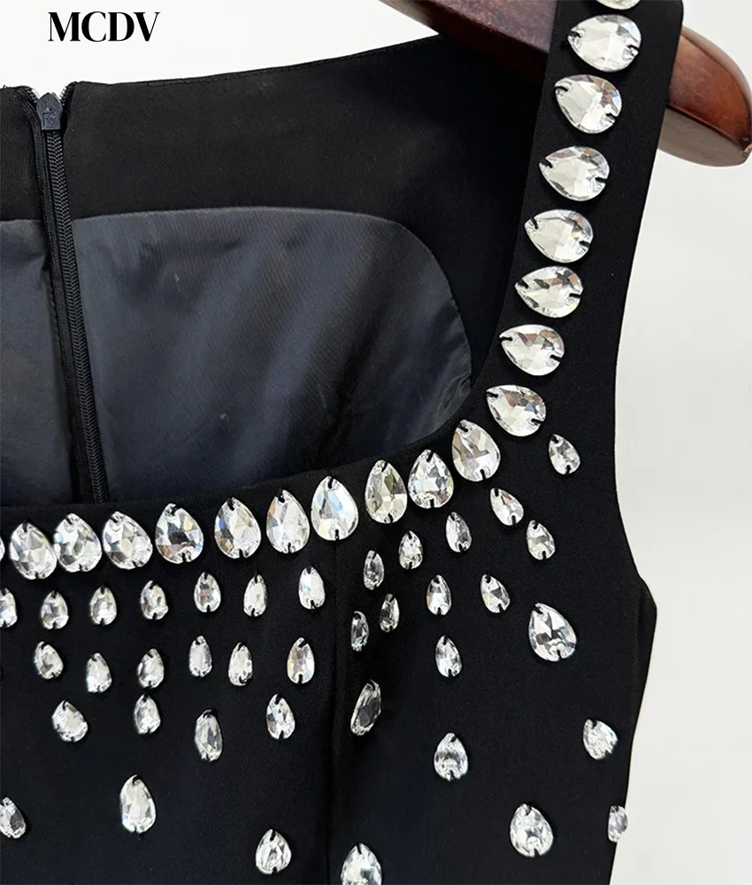 Aangepaste luxe jersey a-lijn kristallen avondjurk temperament vierkante hals mouwloos vloerlengte feestjurken aangepast formaat