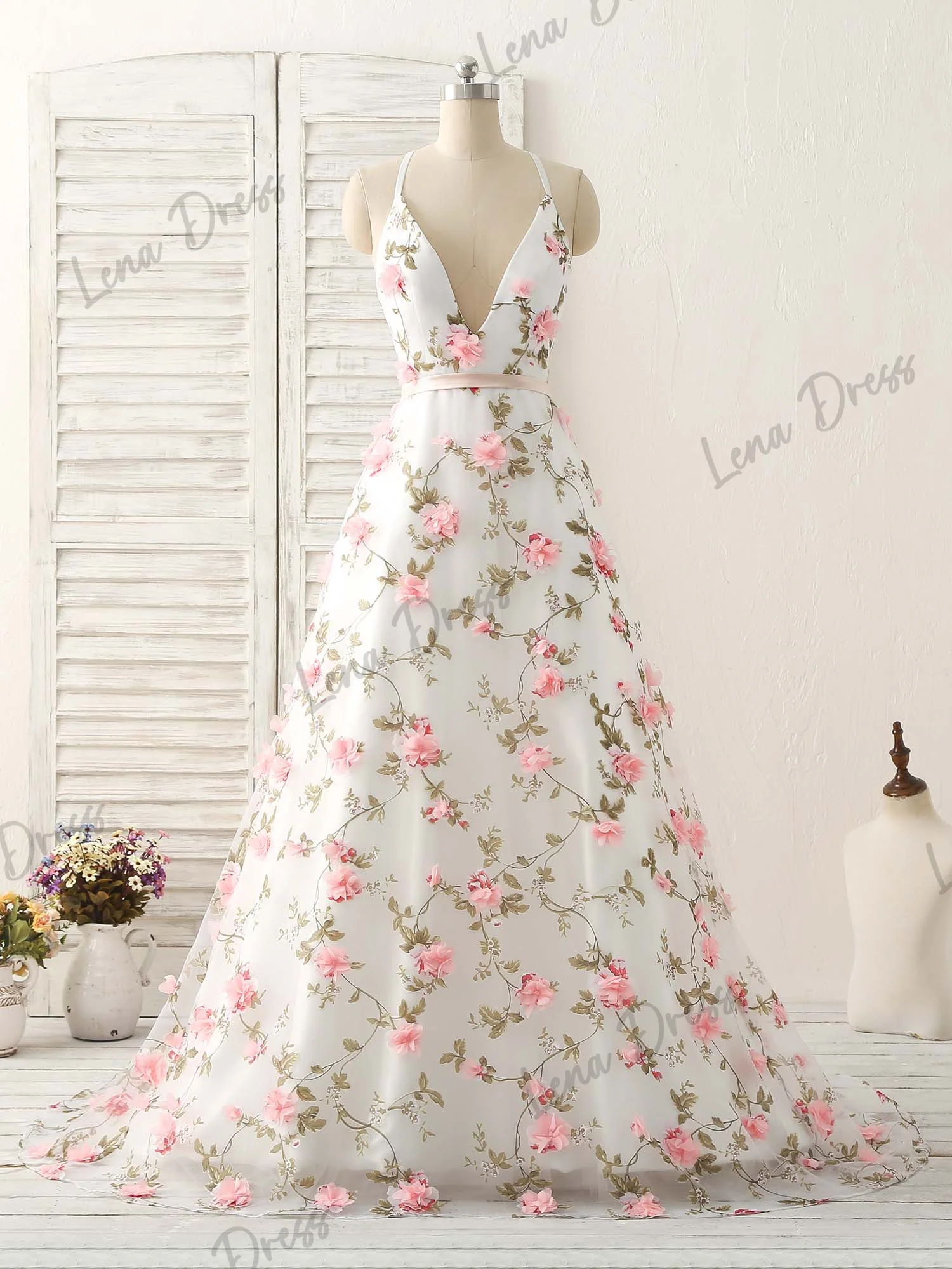 

Lena-2024 New Deep V-neck and Thin Shoulder Strap Elegant Flower Print Dress Suitable for Special Occasions, Ball Evening Dresse