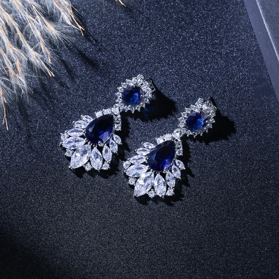 Elegant Women'S Jewelry Set - Vintage-Inspired Necklace, Ring, Earrings & Bracelet With Sparkling Zirconia - Perfect Gift