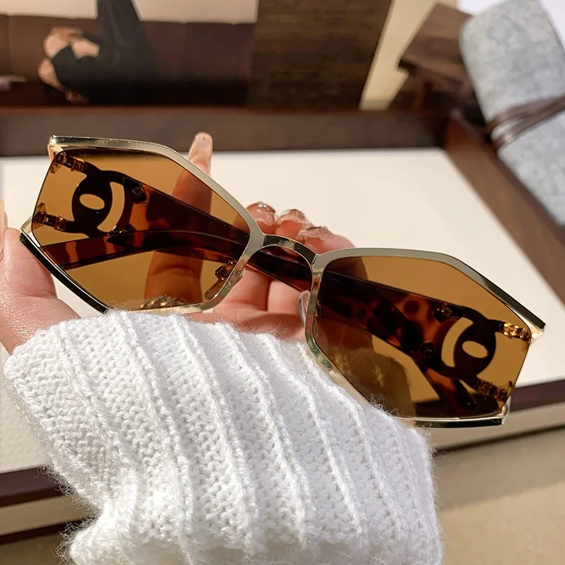 موضة كبيرة المعين النظارات الشمسية النساء الرجال العلامة التجارية الفاخرة المعادن الجوف خارج نظارات شمسية السيدات محب مثير القط ظلال العين خمر