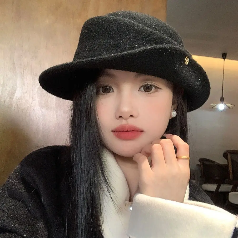 

British Style Hepburn Style Flat-top Cap Woolen Wide Brim Black Felt Hat White Photography Decoration Women Jazz Hat Dinner