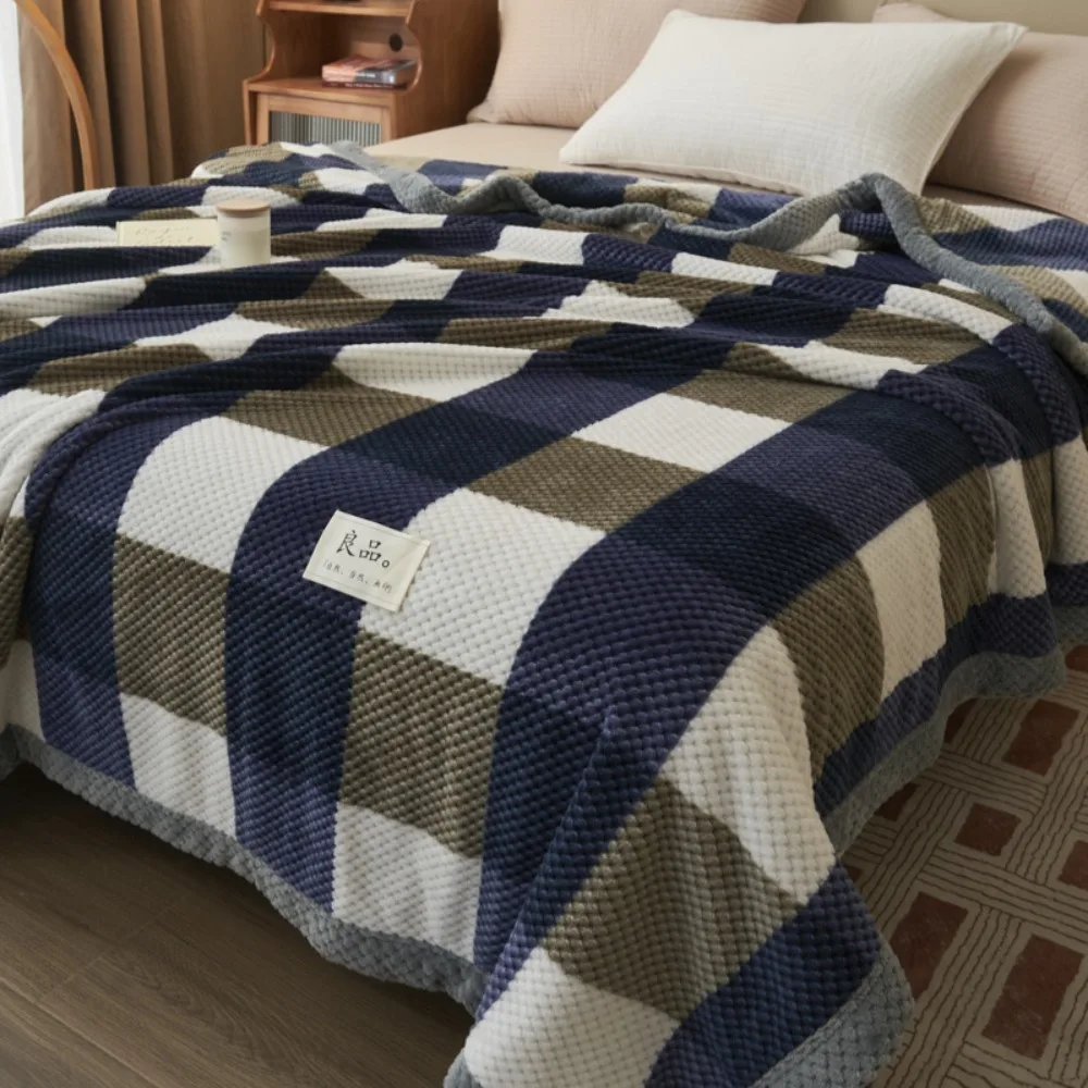 Simple Japanese-style Winter Throw Blanket Coral Fleece Warm Sleep Blanket Thickened No Shedding Sofa Throw Dormitory