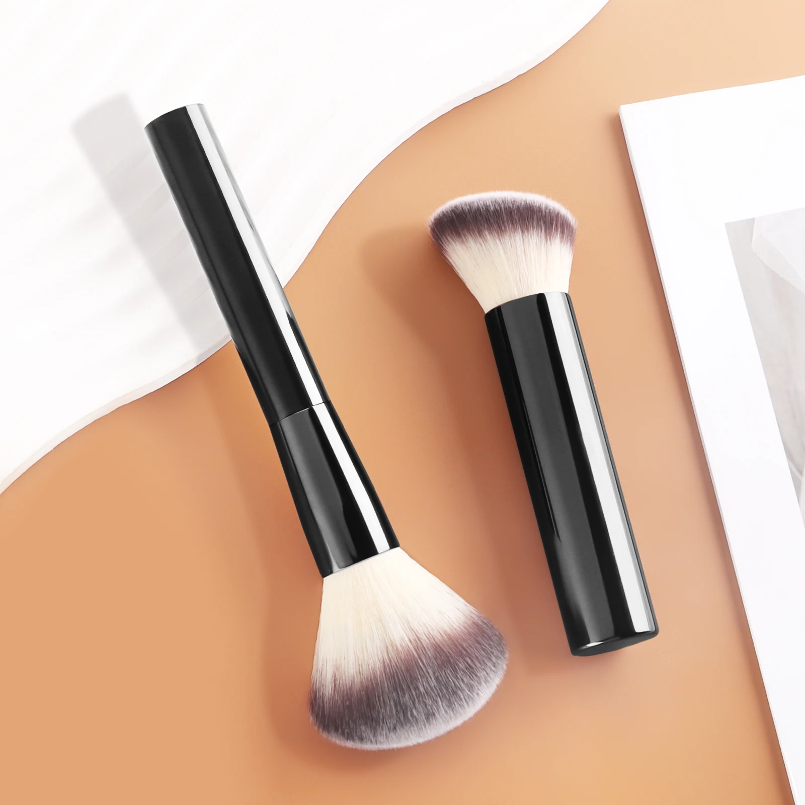 Deux pinceaux pour fard à joues en poudre, pinceau pour lifting du visage, outils de beauté portables multifonctions, forme du visage, pinceau pour surbrillance et contour, novice
