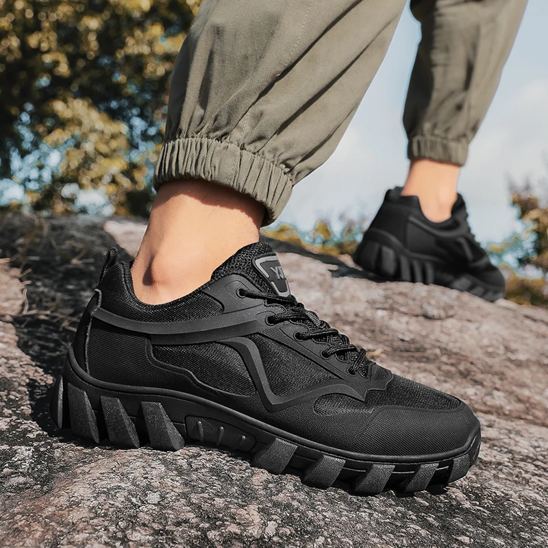 

Casual Sports Shoes Men Outdoor Shock-absorbing Lace-up Low-top Men Shoes Solid Color Flat Breathable Hiking Shoes Men