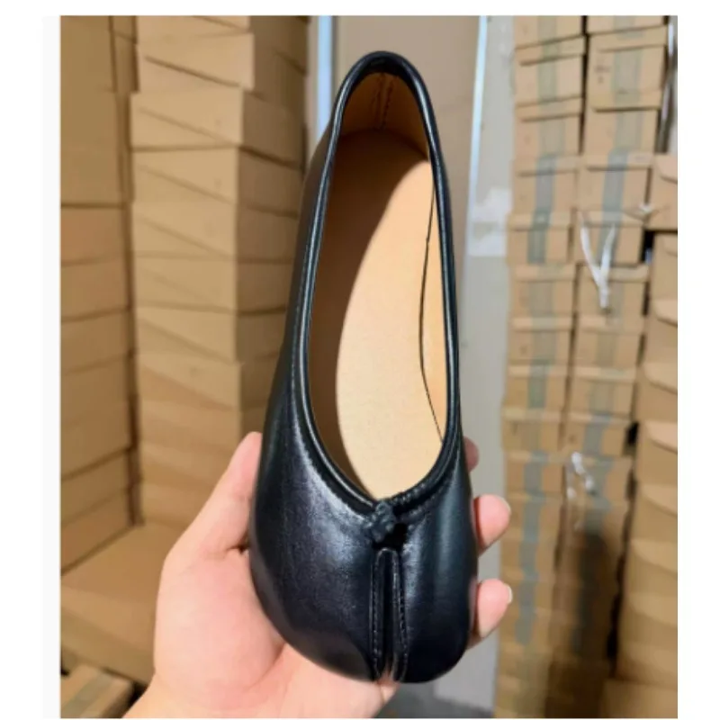 Women's Leather Toe Separator Loafers Flat Comfortable Slip-On Breathable Casual Shoes