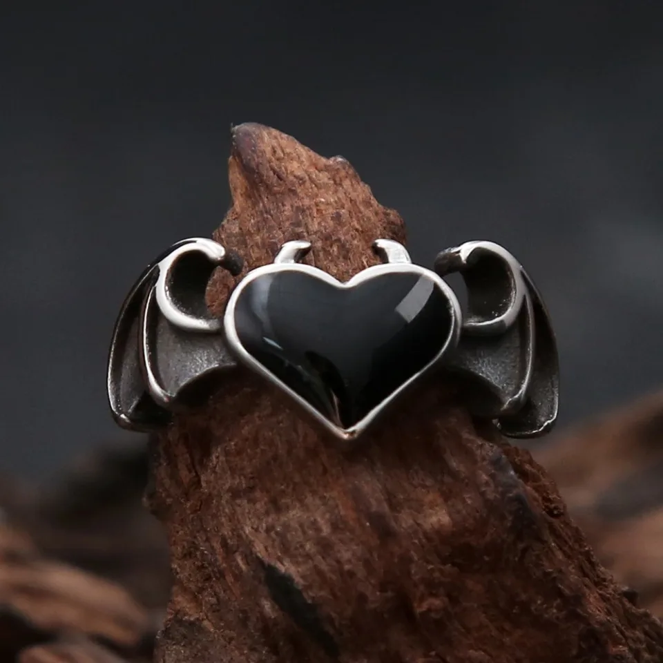 Fashion Vintage Angel Demon Wings Black Heart Ring For Men Women Gothic Biker 316L Stainless Steel Couple Romantic Jewelry Gifts