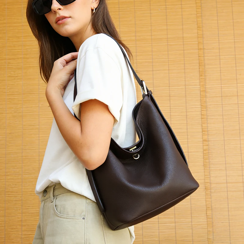 

2026 New Women's Genuine Leather Luxury Designer Shoulder Bag Crescent Bag Fashion Cow Leather Bags Adjustable Shoulder Strap