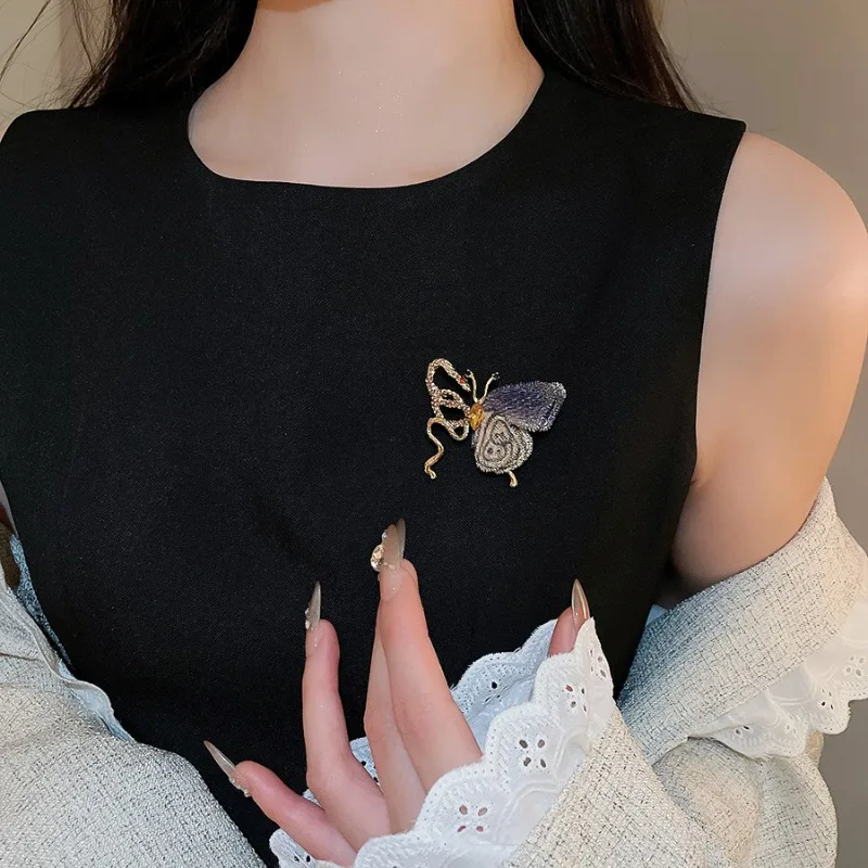 مينار الخيال لامعة الراين محبوك الجوف خارج أجنحة الفراشة دبابيس للنساء الذهب تصفيح المعادن كل يوم الملحقات #5