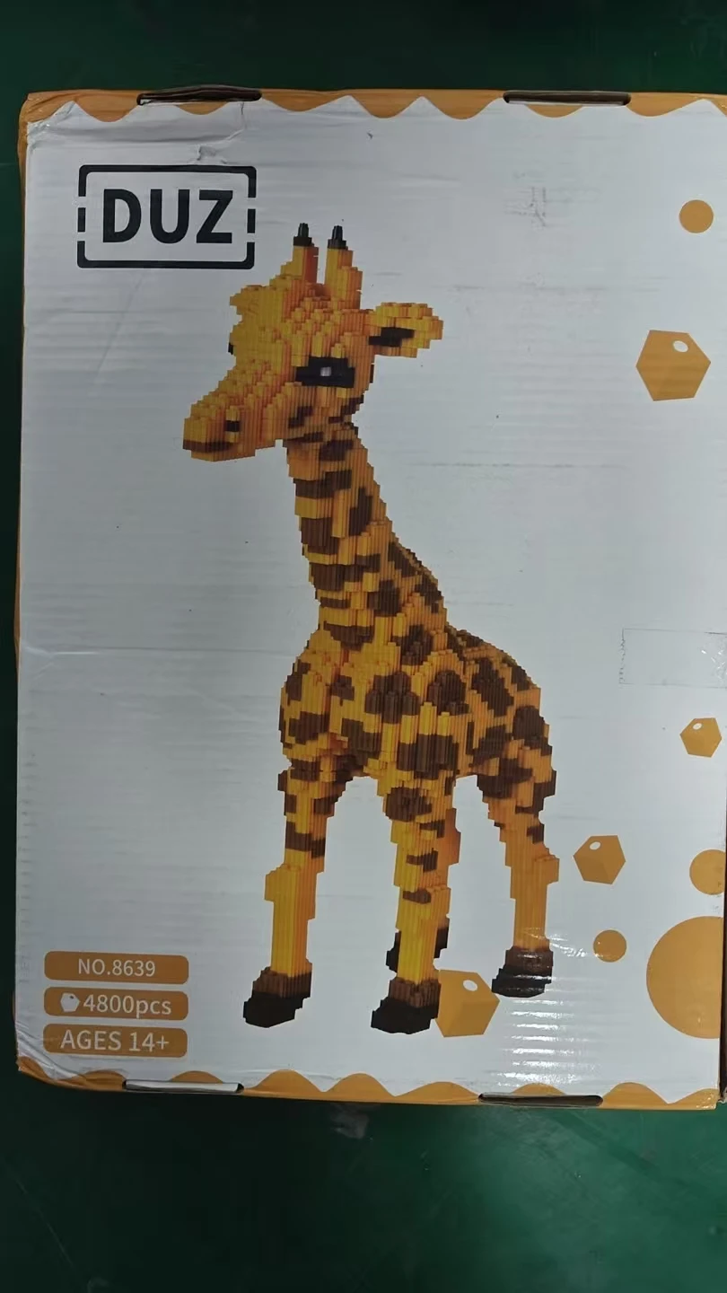 

4800 pcs Giraffe building blocks 8639 Assembling Bricks For Children Boy Kids